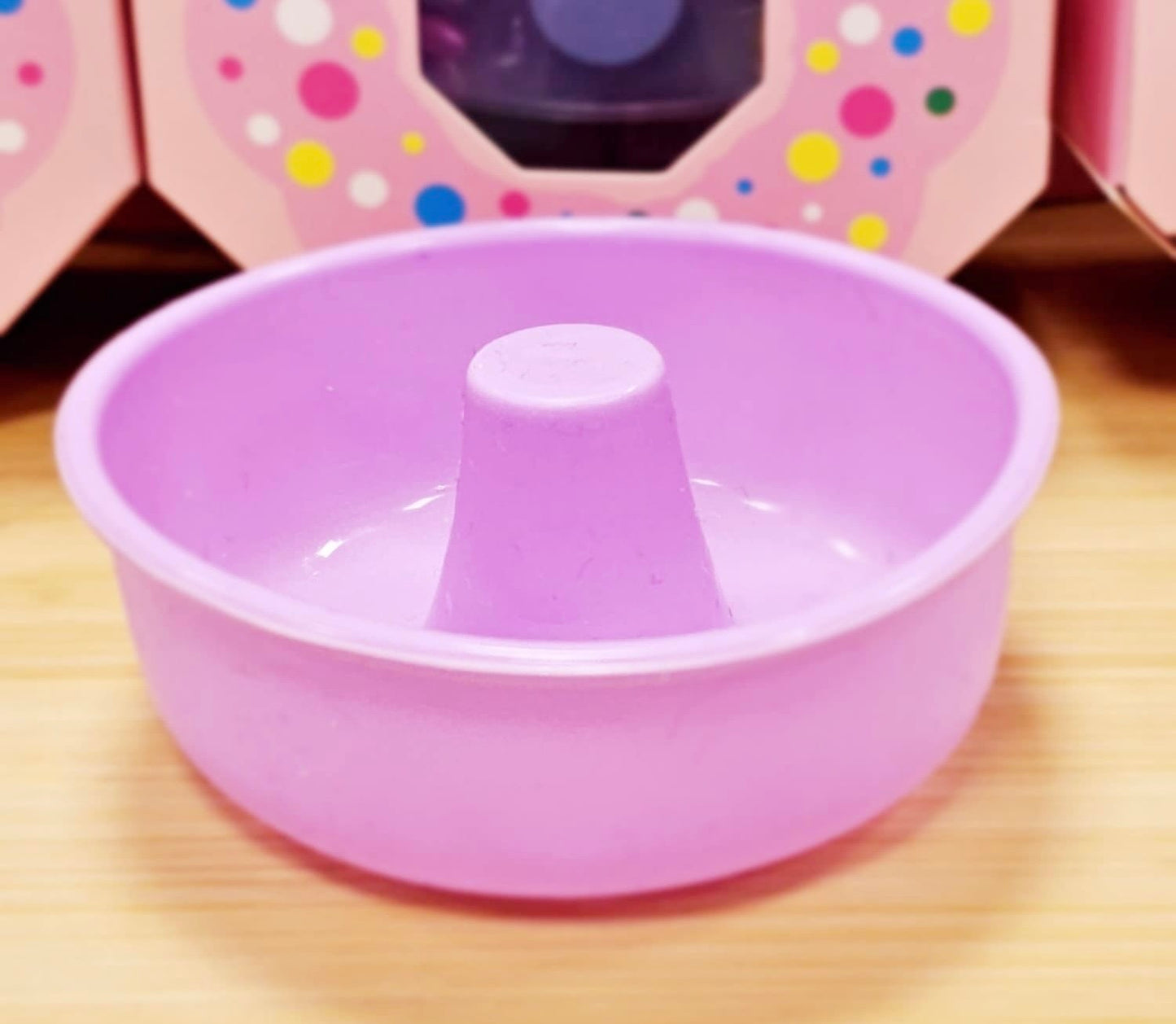 Remeltable Blue Doughnut Picky Pad & Silicone Mould (Re-meltable/ Reusable, bubblegum scented)